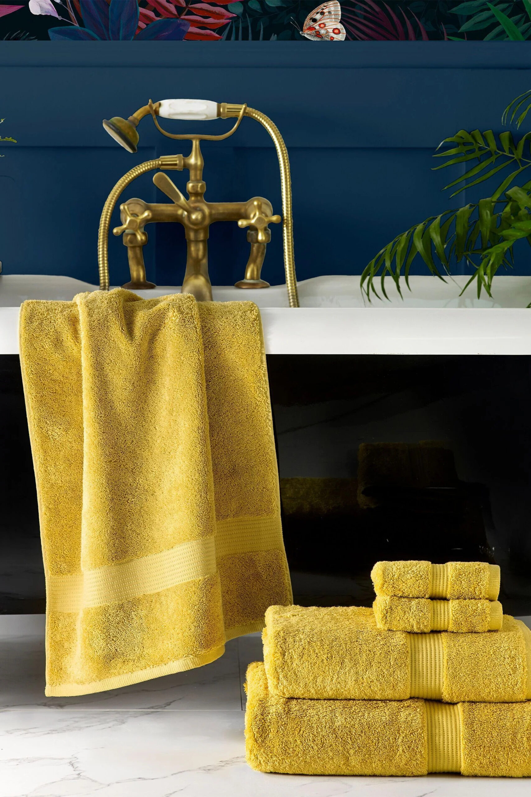 Riva Paoletti 8 Piece Cleopatra Towel Bale